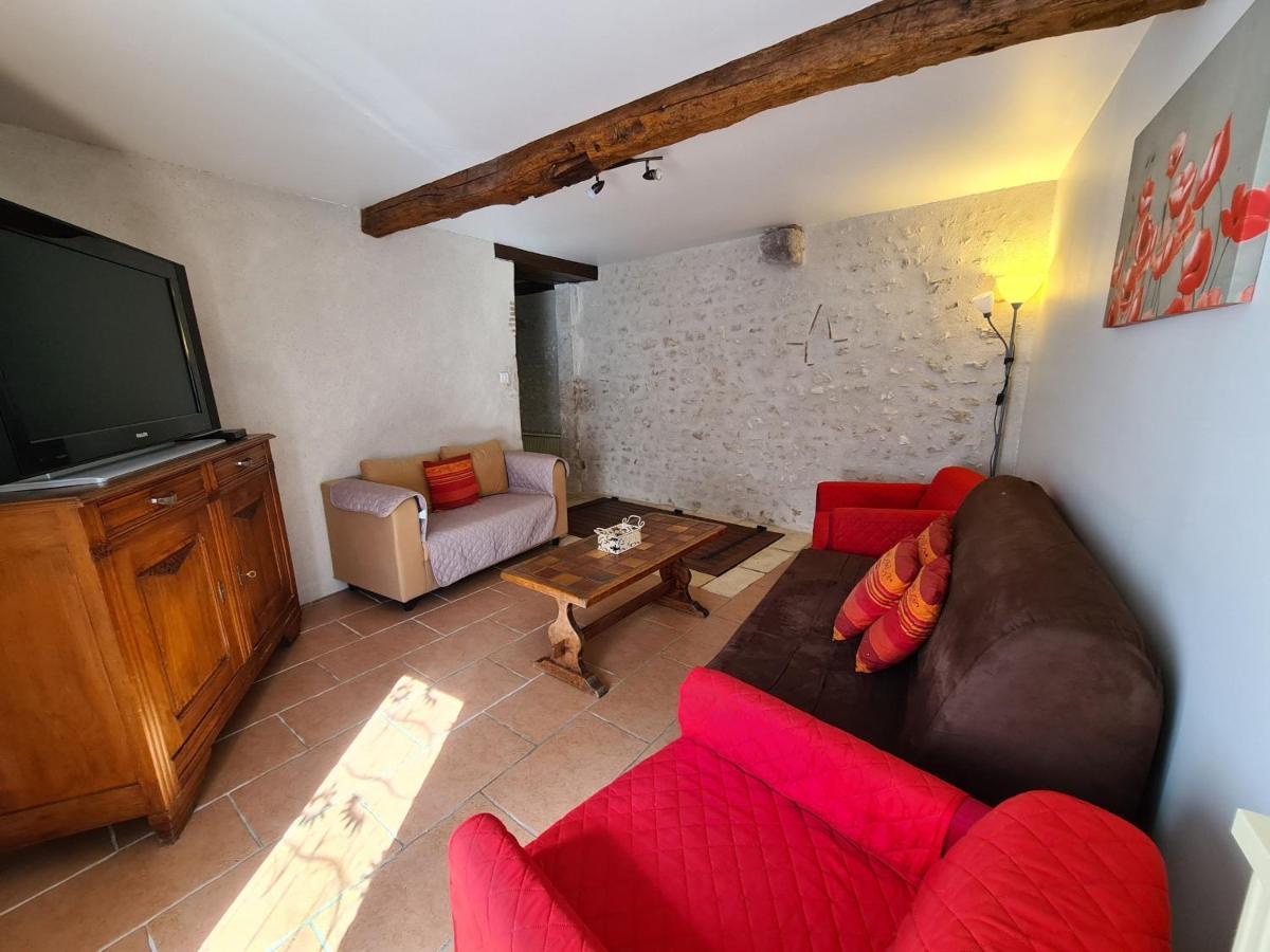 Gite 4 Pers. Avec Terrasse Privative Entre Sologne Et Chateaux De La Loire - Fr-1-590-36 Cléry-Saint-André Kültér fotó